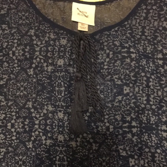 See-through Blue peplum top size 12 - Picture 3 of 6